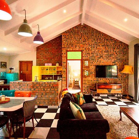 Hotel Mont Rouge Clarens Esterno foto
