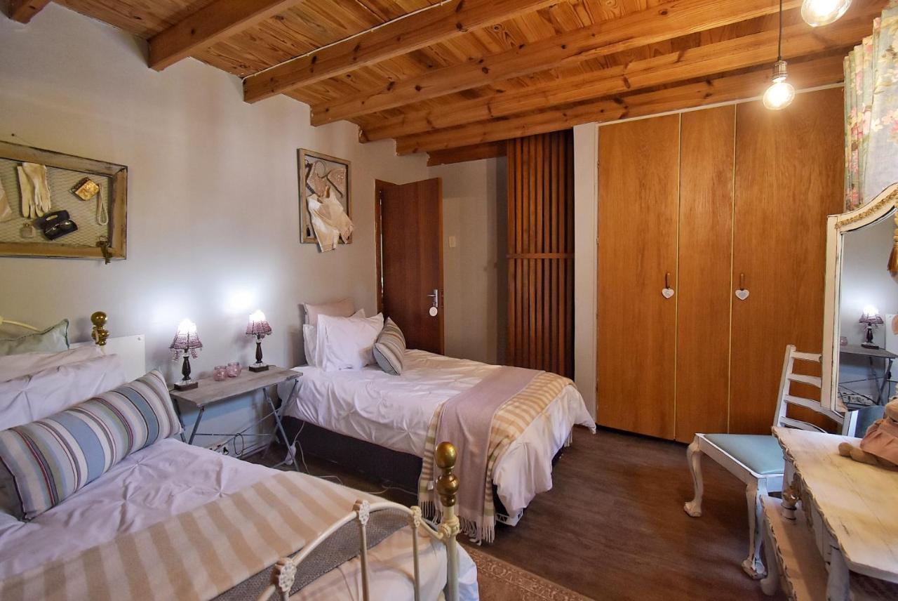 Hotel Mont Rouge Clarens Esterno foto