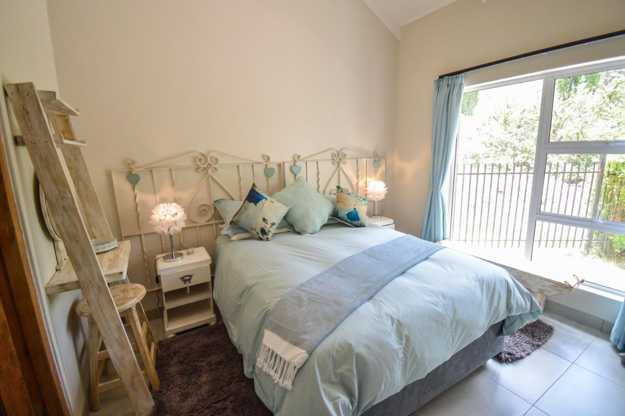 Hotel Mont Rouge Clarens Esterno foto