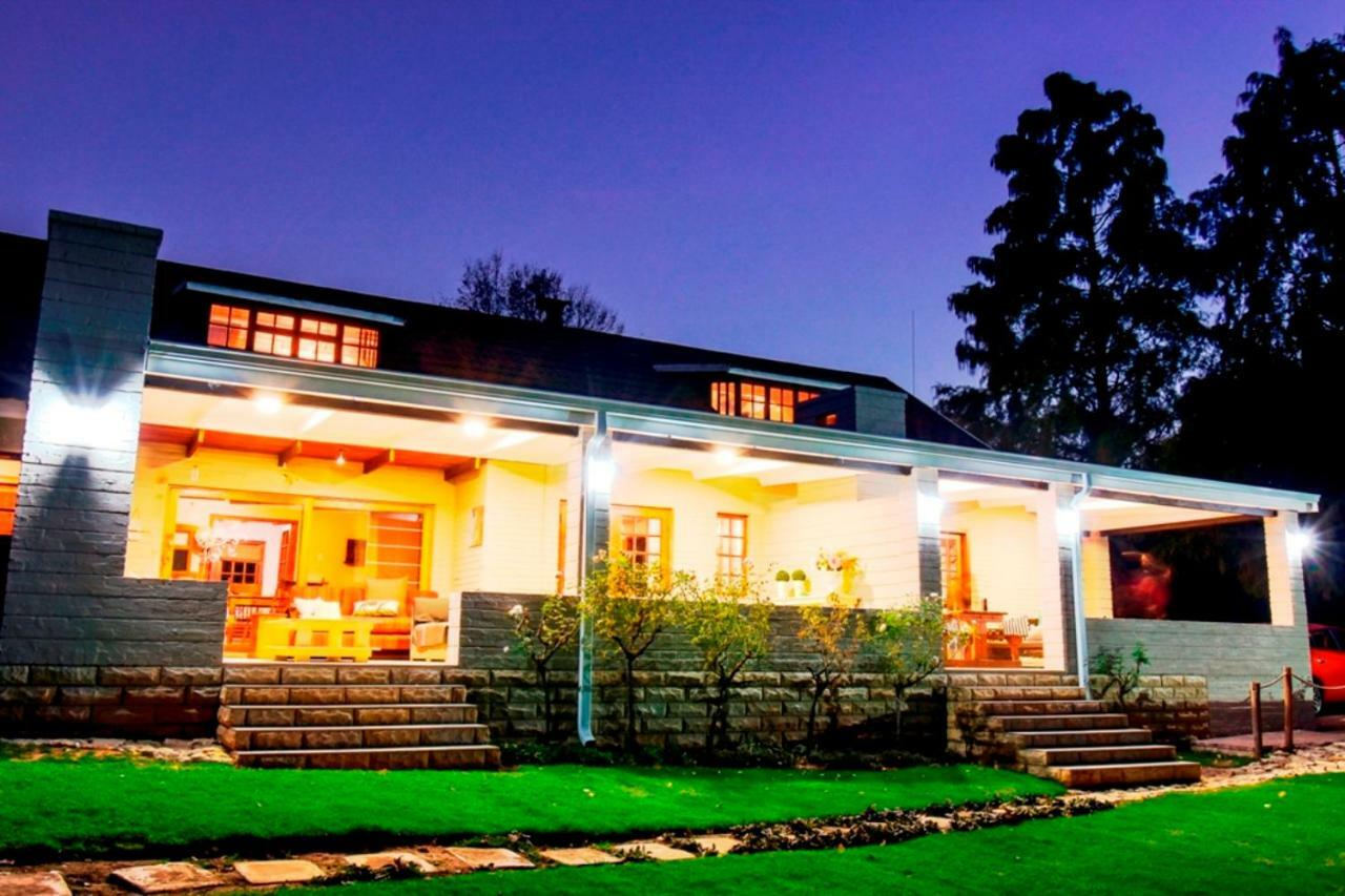 Hotel Mont Rouge Clarens Esterno foto